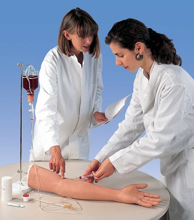 Brazo de Entrenamiento de Lujo para Inyecci�n intravenosa  P50