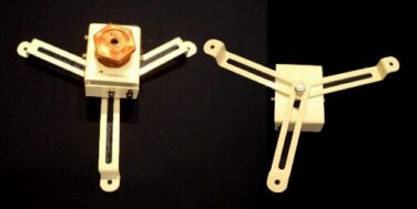Soporte UNIVERSAL para proyector c/brazos cortos SOP-C