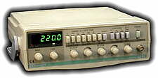 Generador de Funciones 0.1Hz a 2MHz con barrido y display digital